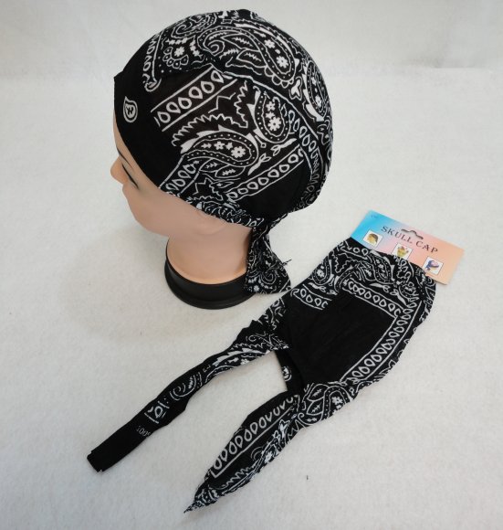 SKULL Cap-Black Paisley